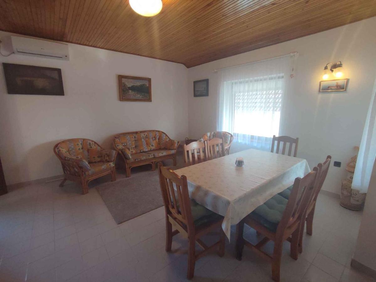 Holiday Home In Balatonboglar 45807 Exteriör bild